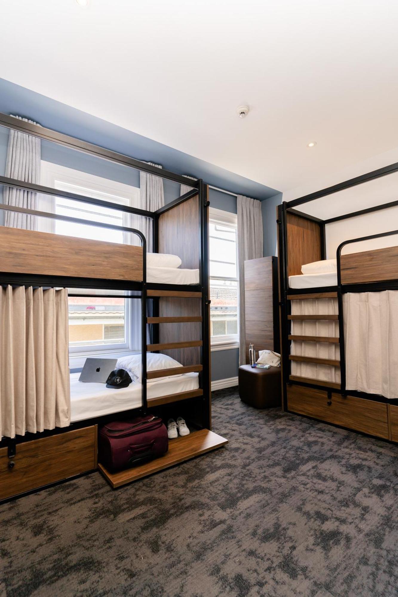 Haka House كريستتشيرش المظهر الخارجي الصورة A typical room at the hotel