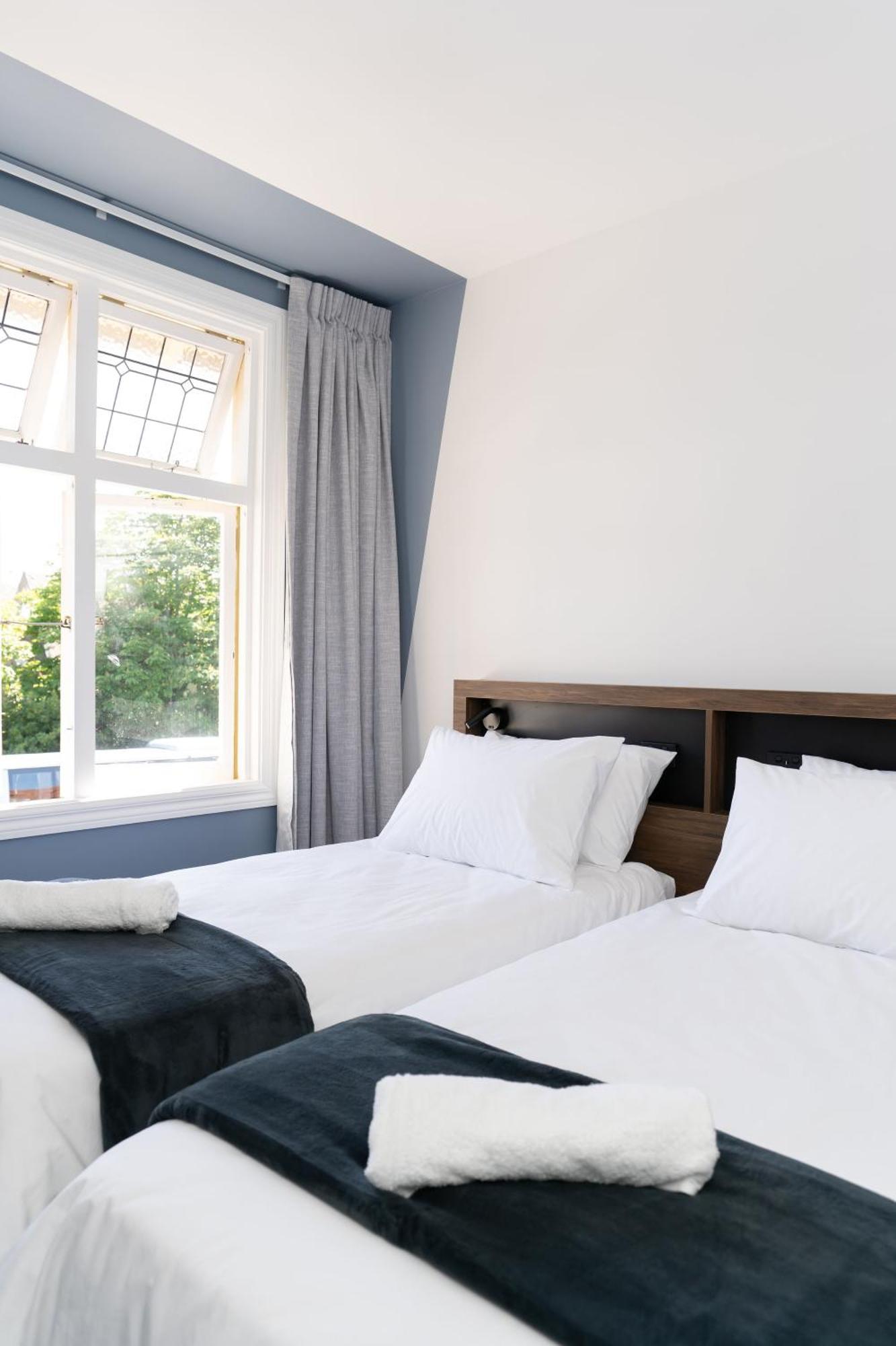 Haka House كريستتشيرش المظهر الخارجي الصورة A bedroom at the hotel